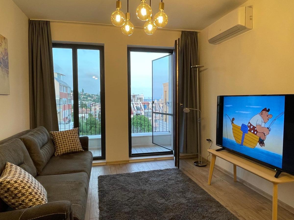 Mali Apartment Varna Extérieur photo